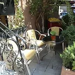 Babu House 3*