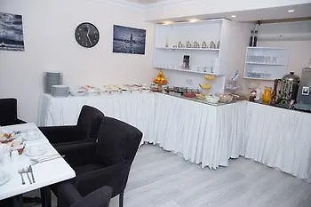 Babu House 3*