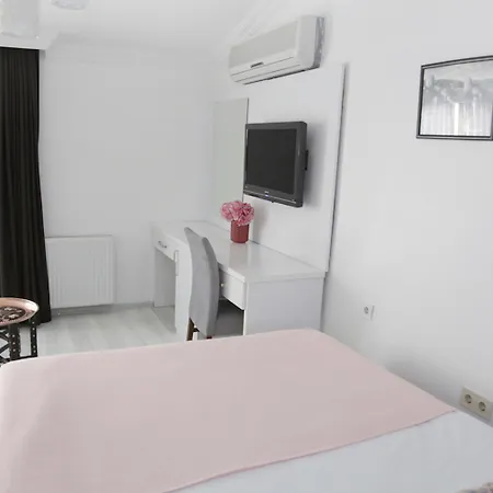 Babu House Отель 3*