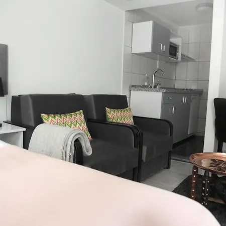 فندق Babu House 3*