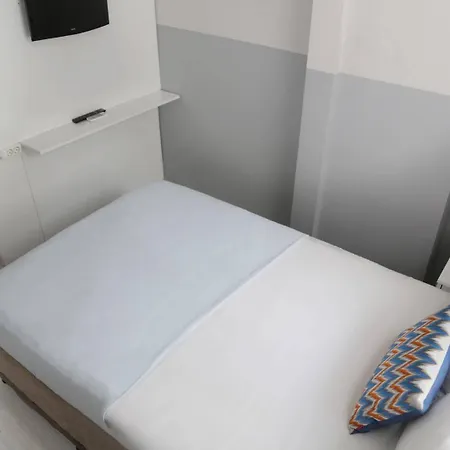 Babu House Otel